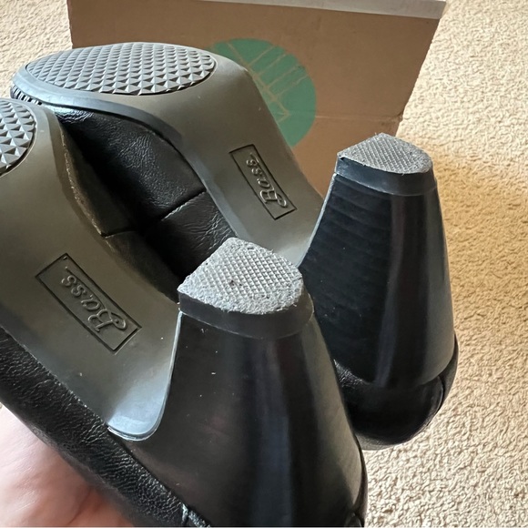 BASS | Black leather chunky heels, women’s 7.5 - Picture 9 of 11